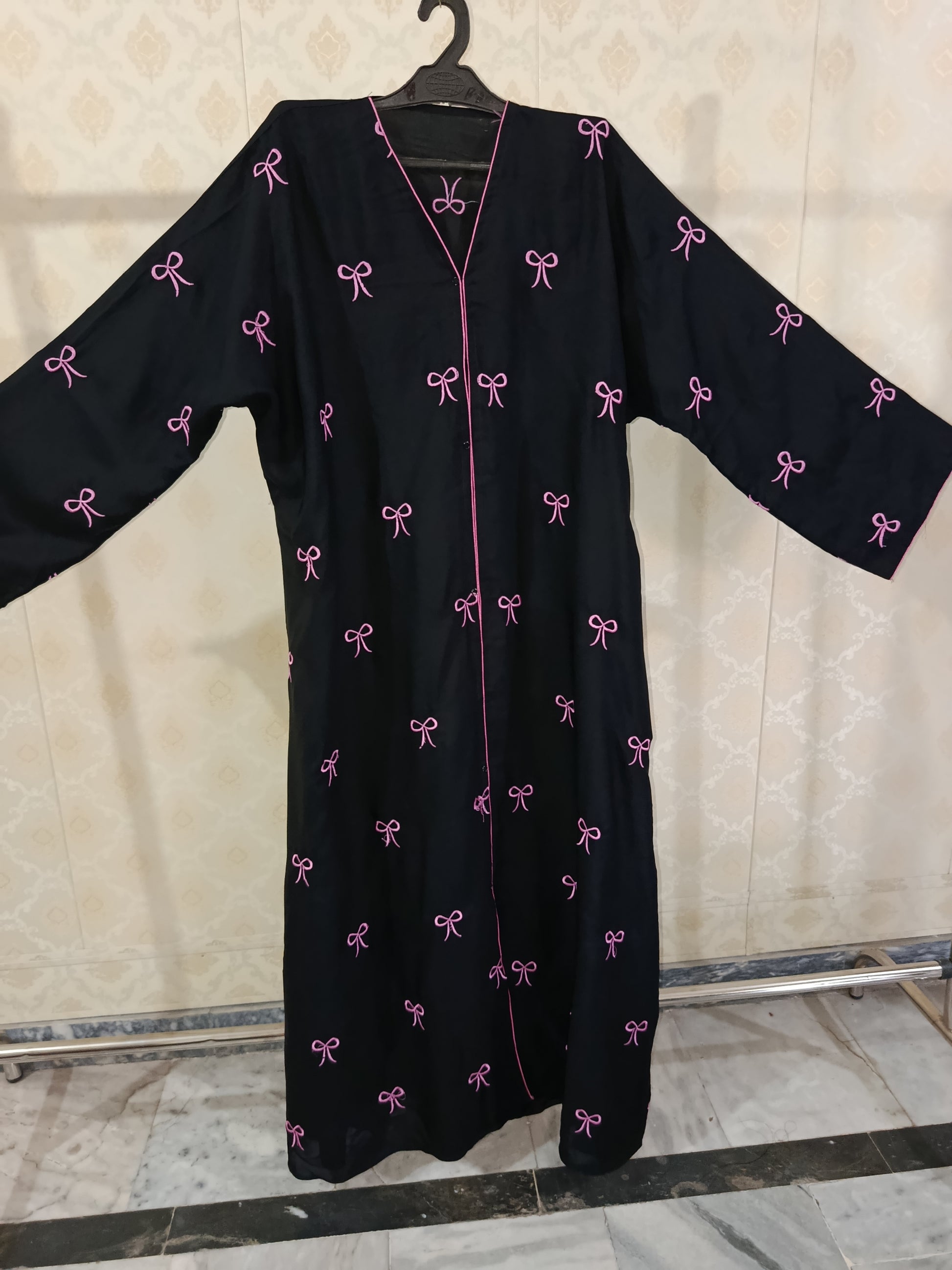 Bow Abaya Black With Pink Bow