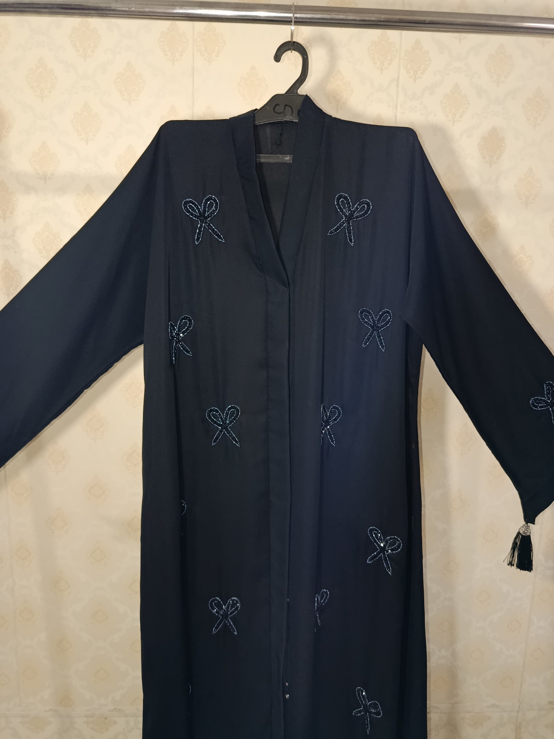 Black Cut Bow Abaya